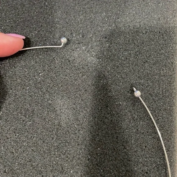 Lia Sophia Silver Clover Pendant Choker Necklace, EUC - Picture 7 of 8